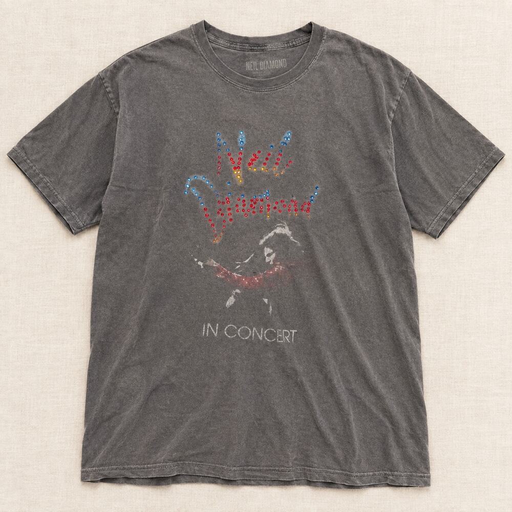 Neil Diamond In Concert T-Shirt L – Faded Rhinestone Graphic Tour Shirt